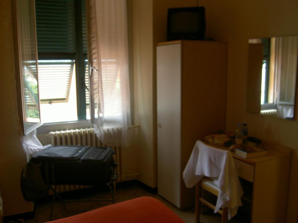 Albergo Kristina 博尔迪盖拉 客房 照片