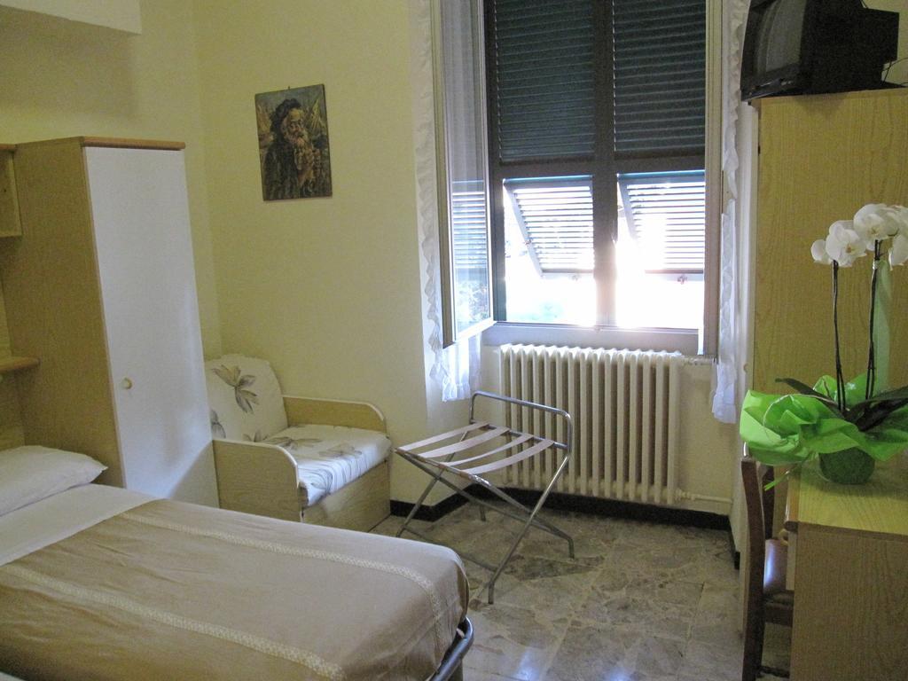 Albergo Kristina 博尔迪盖拉 客房 照片