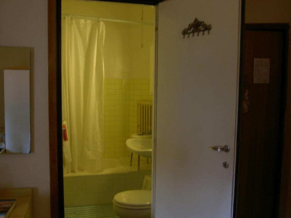 Albergo Kristina 博尔迪盖拉 外观 照片