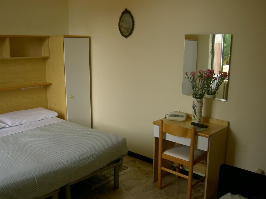 Albergo Kristina 博尔迪盖拉 客房 照片