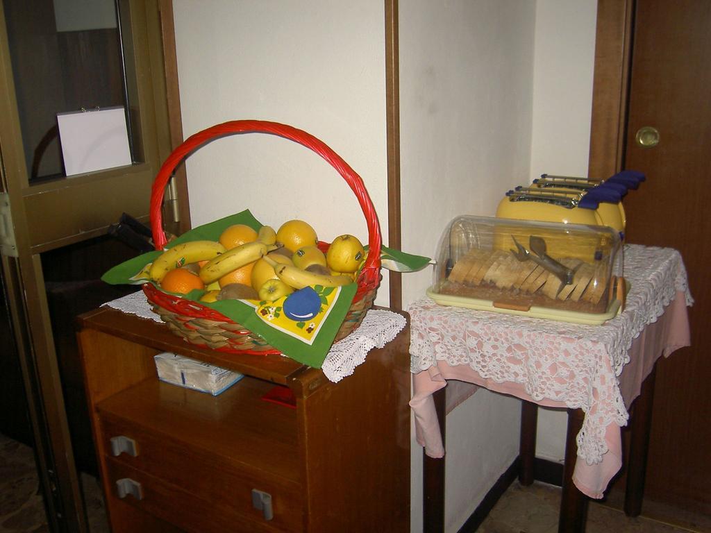 Albergo Kristina 博尔迪盖拉 外观 照片